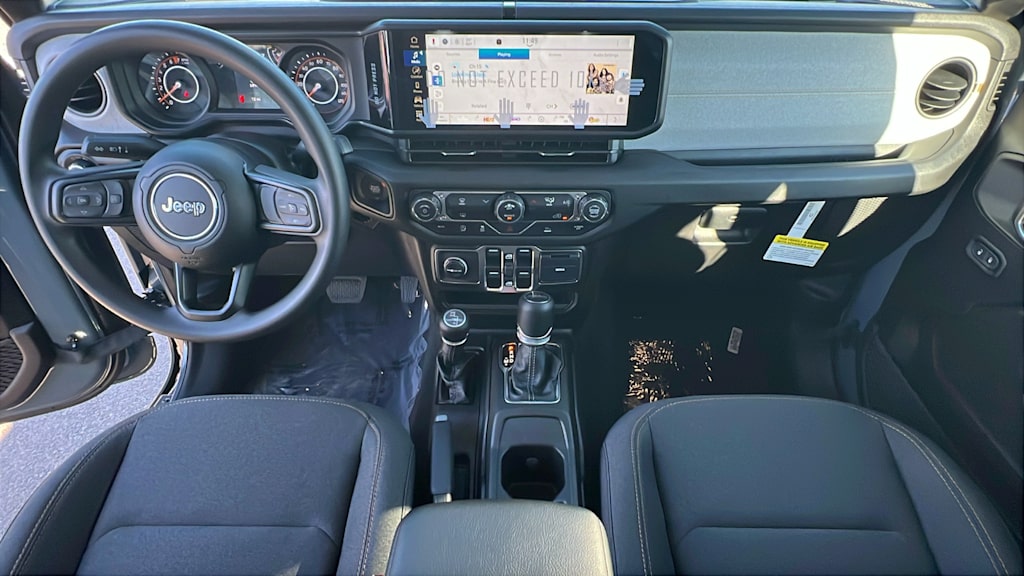 Thumbnail: 2026 Jeep Gladiator - 13