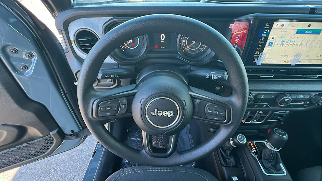 Thumbnail: 2026 Jeep Gladiator - 9