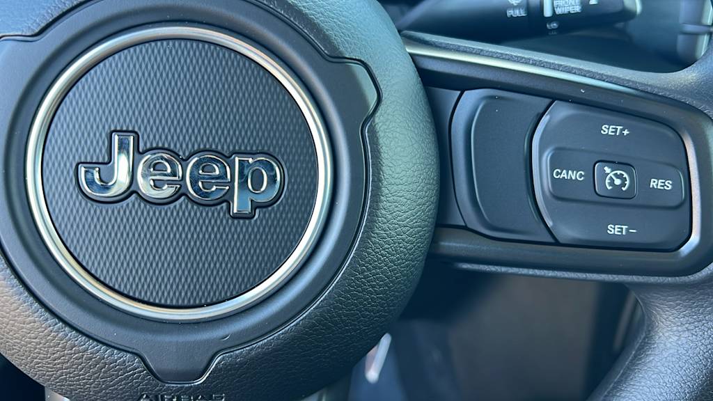 Thumbnail: 2026 Jeep Gladiator - 26