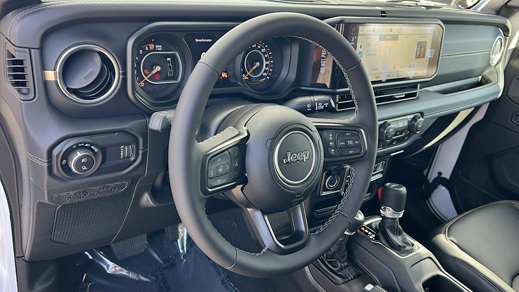 2025 Jeep Gladiator Sport 2
