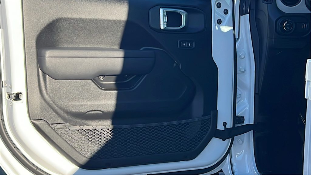 Thumbnail: 2026 Jeep Gladiator - 28