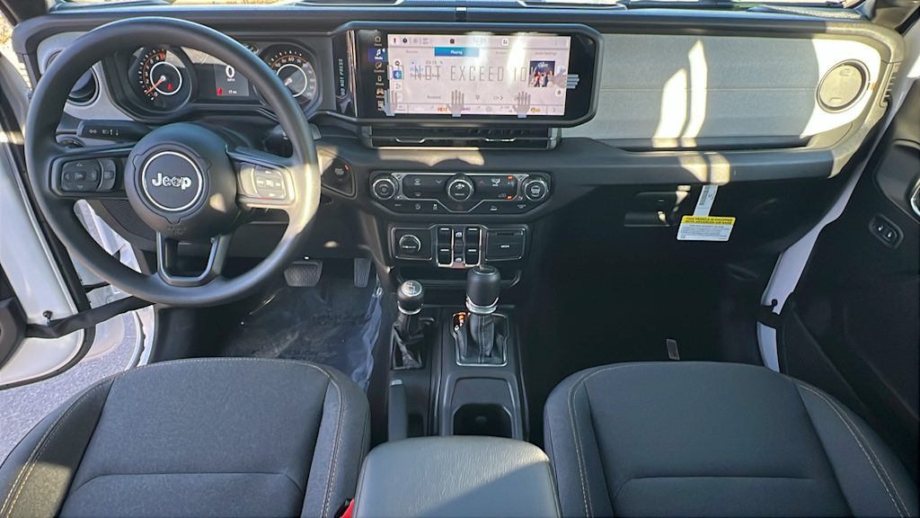Thumbnail: 2026 Jeep Gladiator - 13