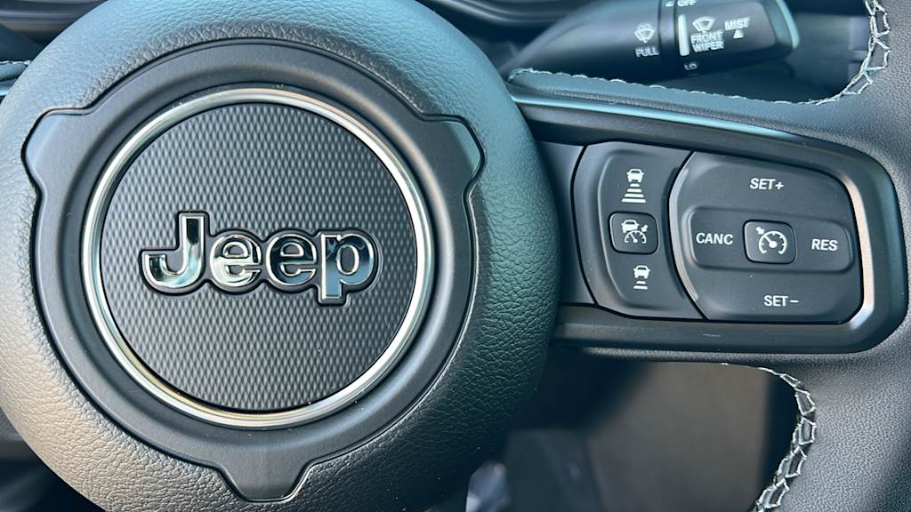 Thumbnail: 2026 Jeep Gladiator - 25