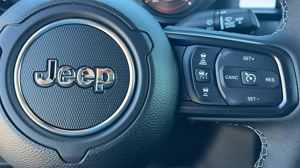Thumbnail: 2026 Jeep Gladiator - 25