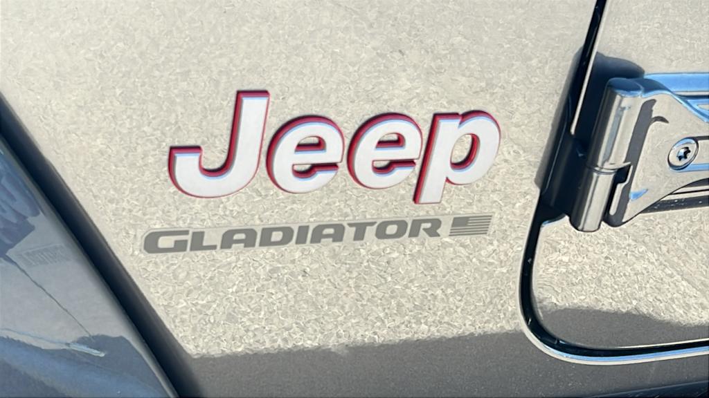 Thumbnail: 2026 Jeep Gladiator - 7