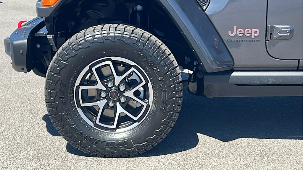 Thumbnail: 2026 Jeep Gladiator - 8