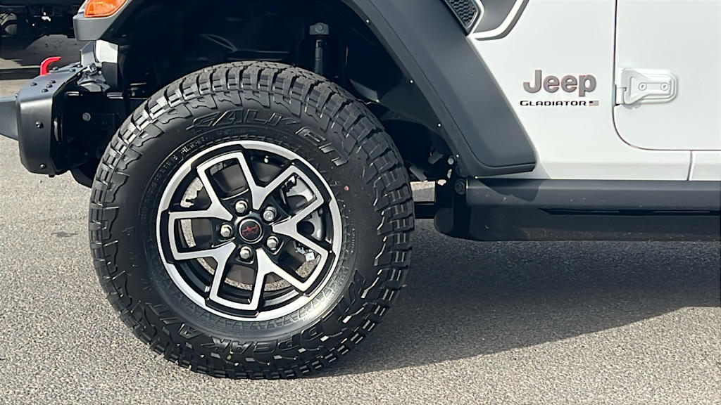 Thumbnail: 2026 Jeep Gladiator - 8
