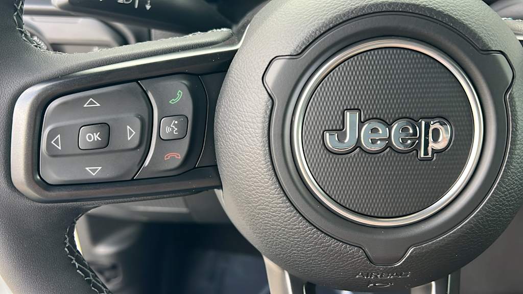 Thumbnail: 2026 Jeep Gladiator - 24