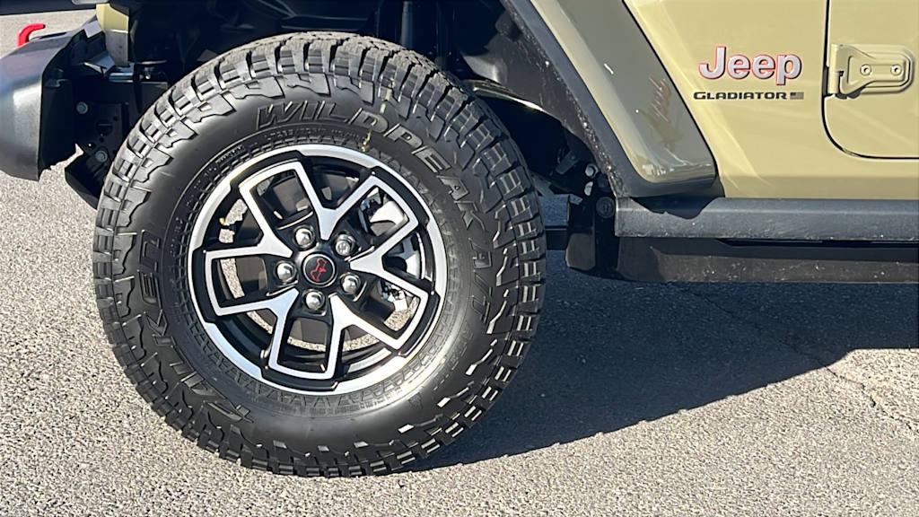 Thumbnail: 2026 Jeep Gladiator - 8