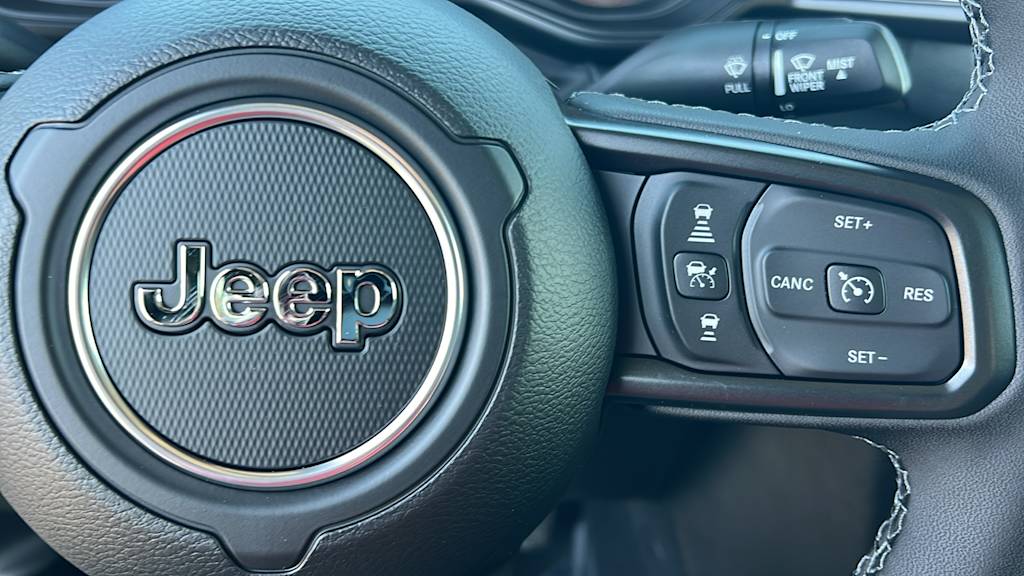 Thumbnail: 2026 Jeep Gladiator - 25
