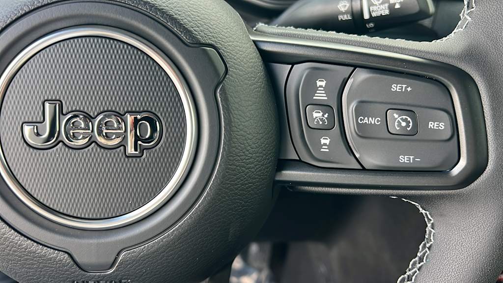 Thumbnail: 2026 Jeep Gladiator - 25