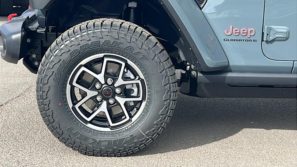 Thumbnail: 2026 Jeep Gladiator - 8