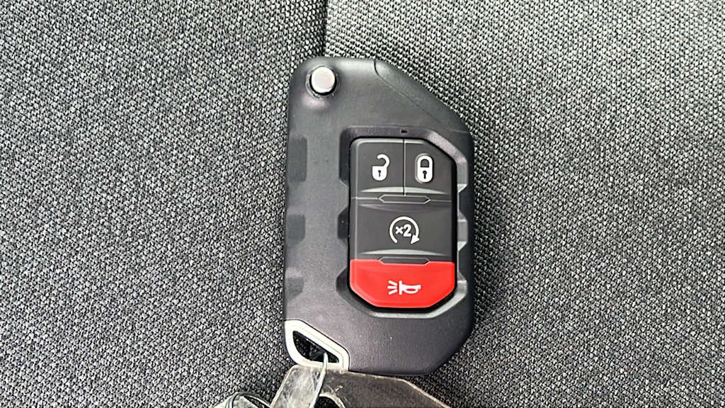 Thumbnail: 2026 Jeep Gladiator - 18