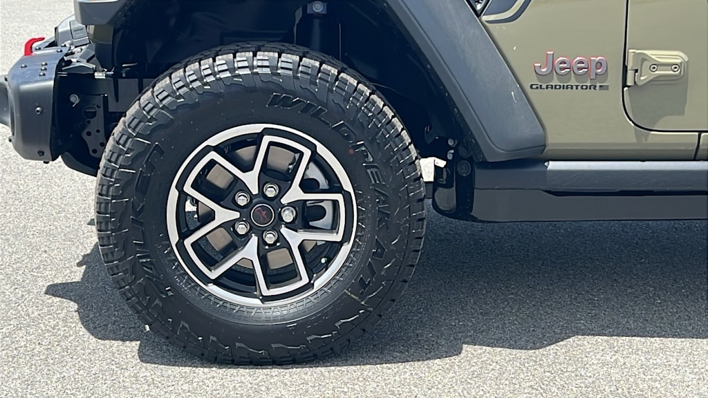 Thumbnail: 2026 Jeep Gladiator - 8