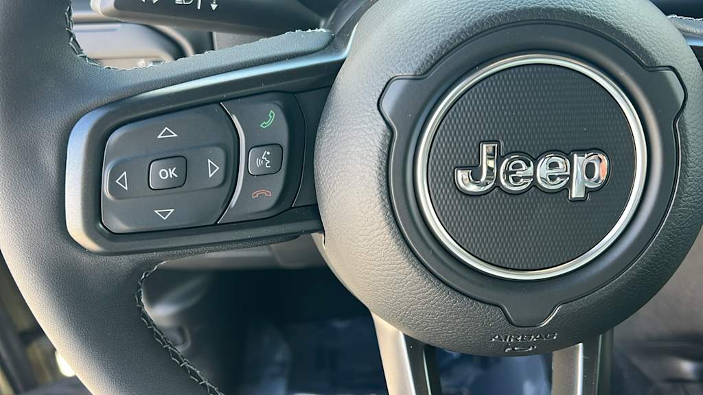Thumbnail: 2026 Jeep Gladiator - 25