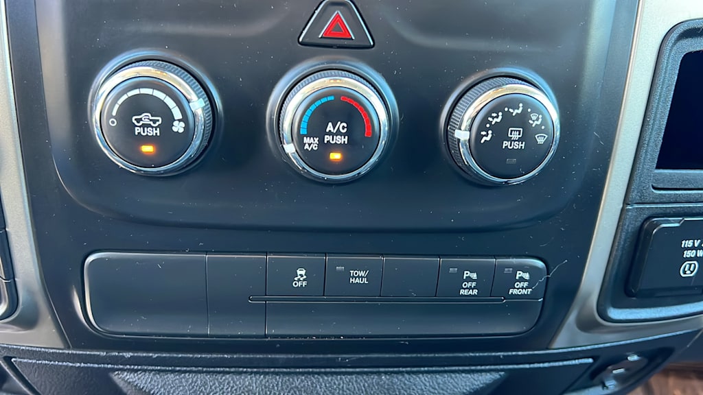 Thumbnail: 2014 RAM 1500 - 23