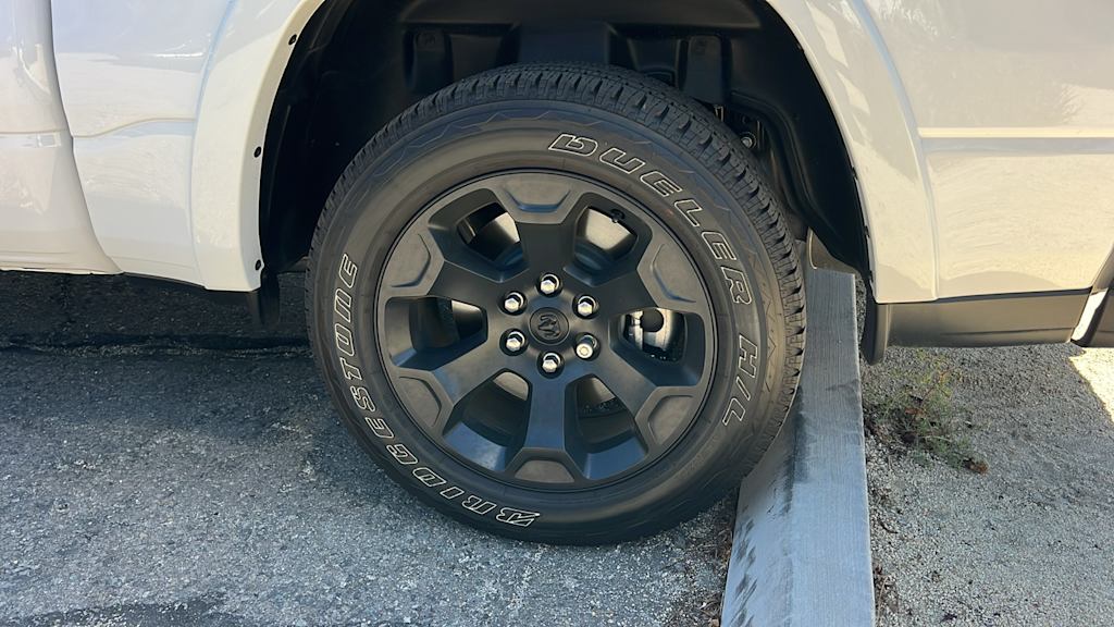 Thumbnail: 2026 RAM 1500 - 6