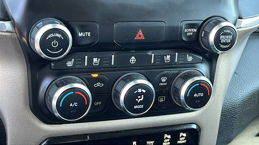 Thumbnail: 2021 RAM 1500 - 21