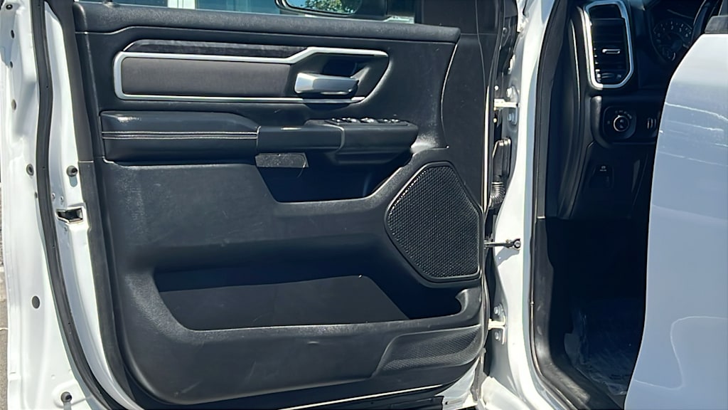 Thumbnail: 2023 RAM 1500 - 28