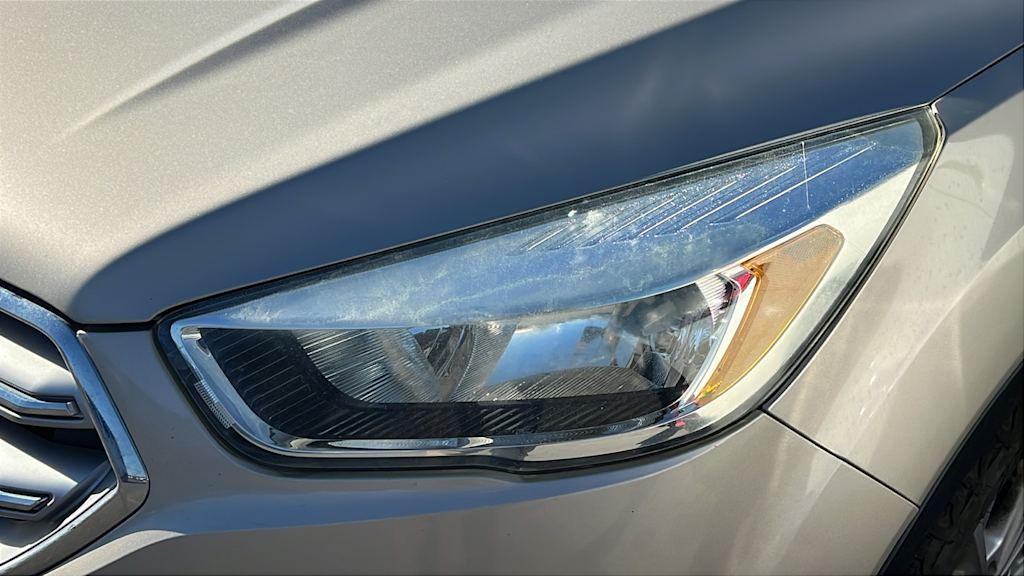 Thumbnail: 2017 Ford Escape - 8