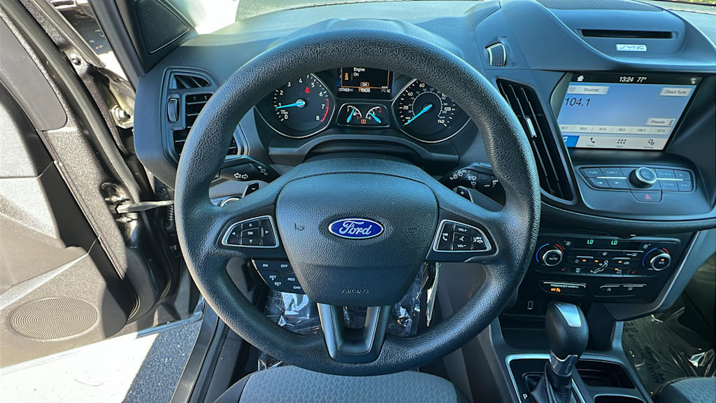 Thumbnail: 2017 Ford Escape - 9