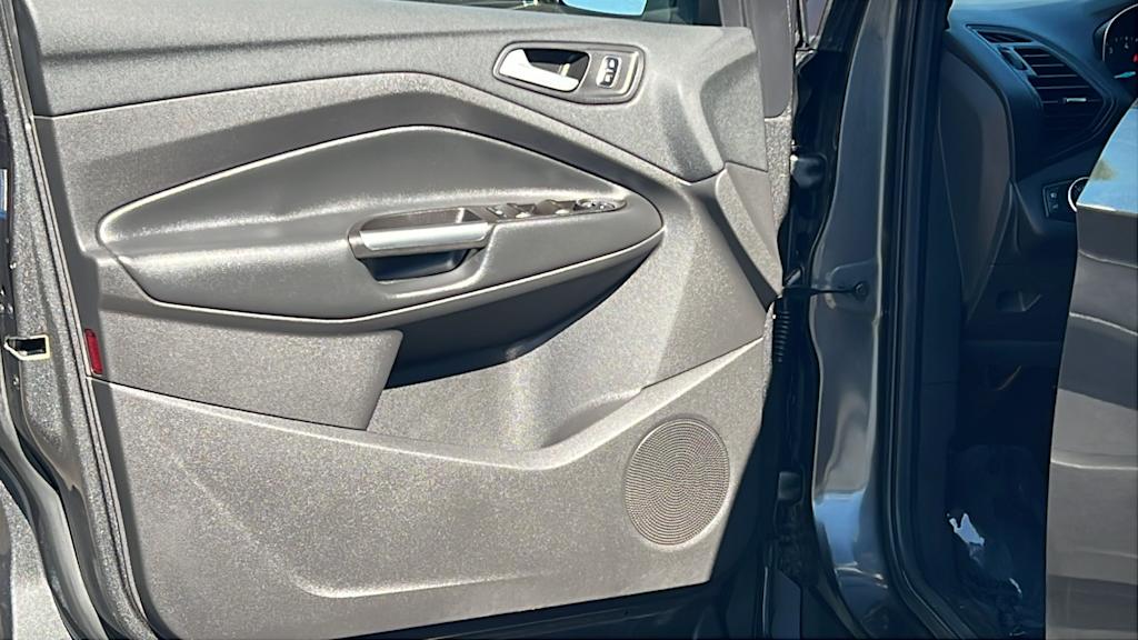 Thumbnail: 2017 Ford Escape - 27
