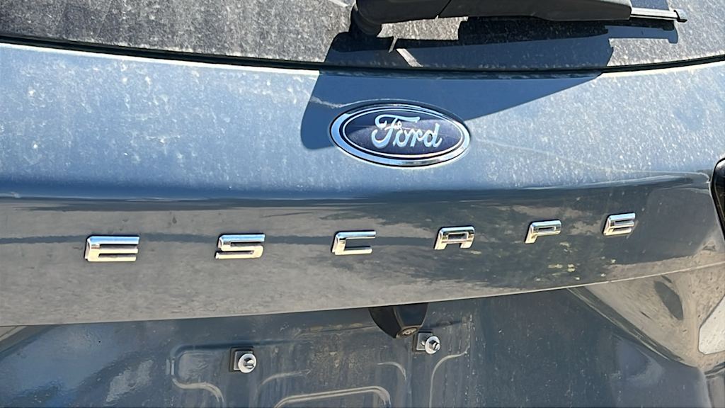 Thumbnail: 2023 Ford Escape - 10