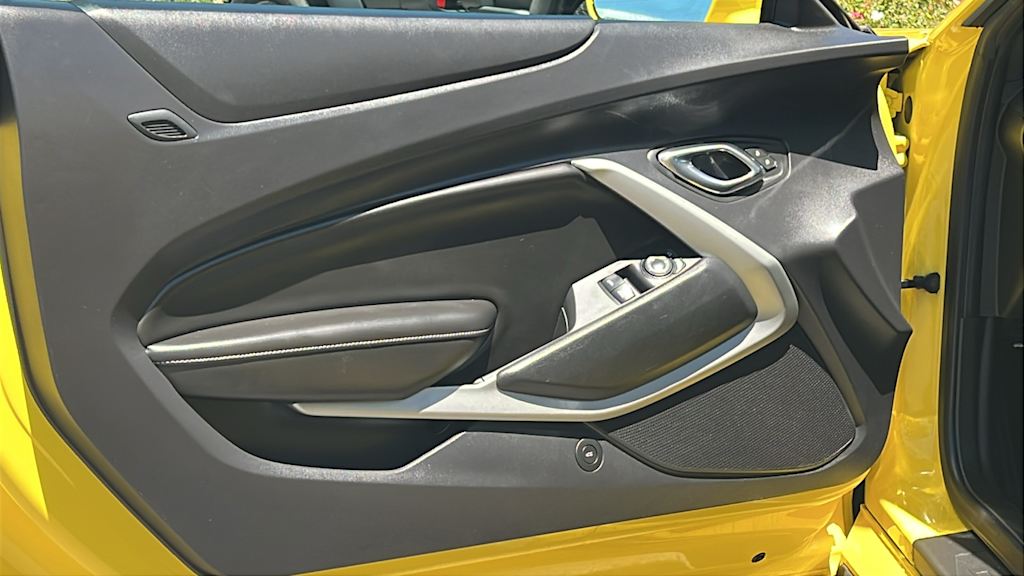 Thumbnail: 2016 Chevrolet Camaro - 27