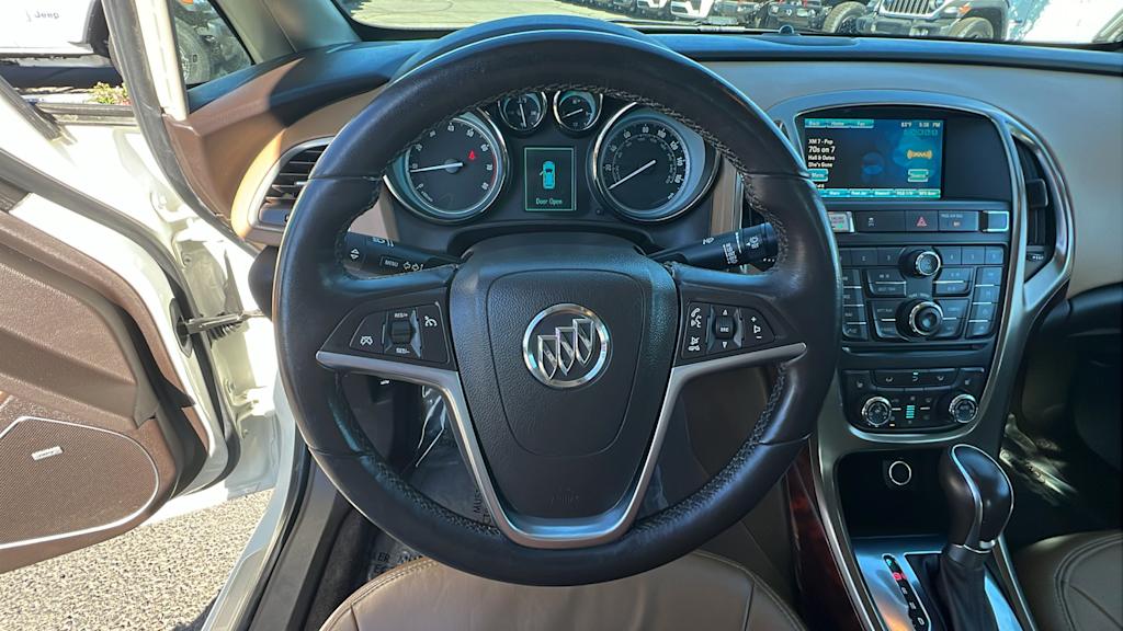 Thumbnail: 2013 Buick Verano - 9