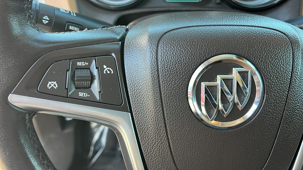 Thumbnail: 2013 Buick Verano - 26