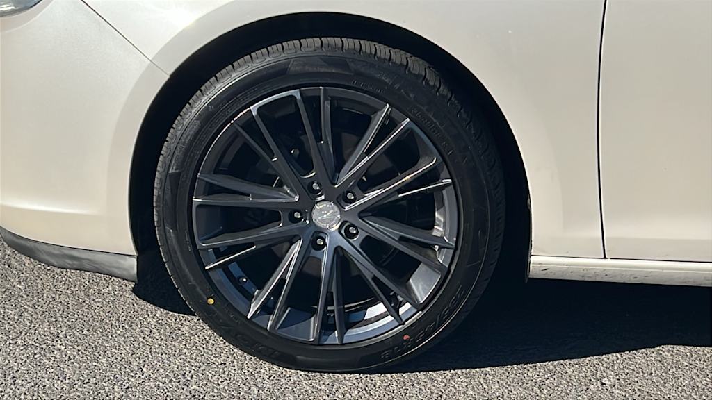 Thumbnail: 2013 Buick Verano - 8