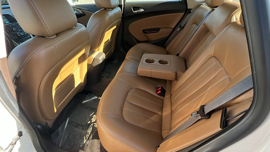Thumbnail: 2013 Buick Verano - 12