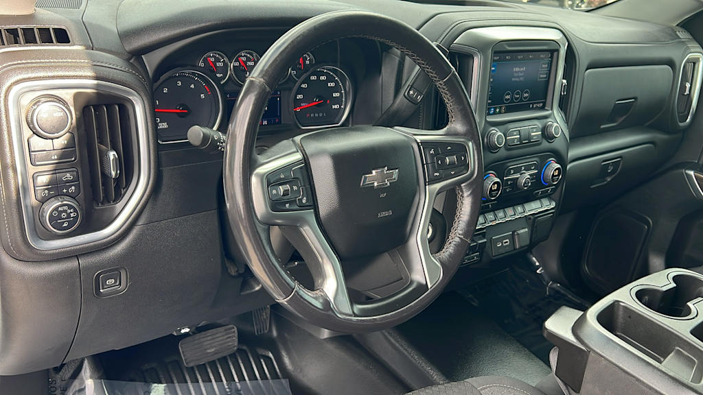 2022 Chevrolet Silverado 3500 LT 2