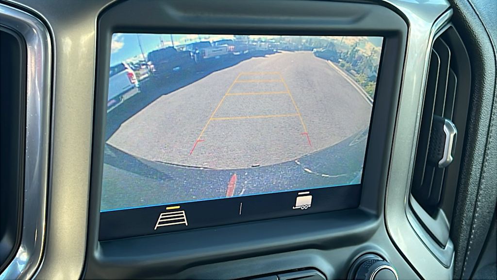 Thumbnail: 2021 Chevrolet Silverado 1500 - 24