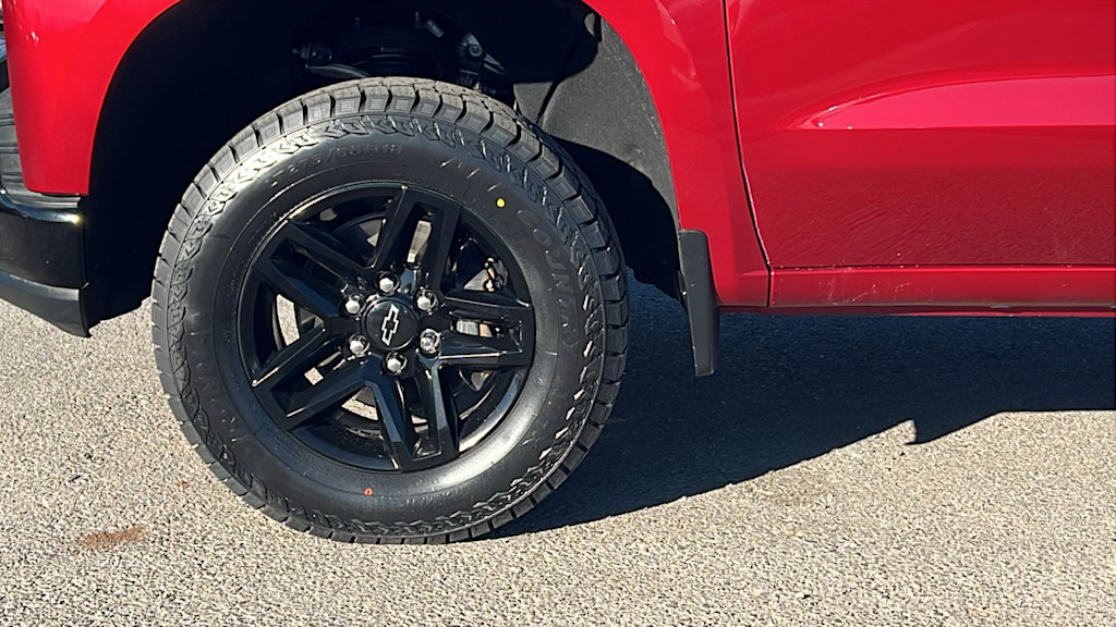 Thumbnail: 2020 Chevrolet Silverado 1500 - 8