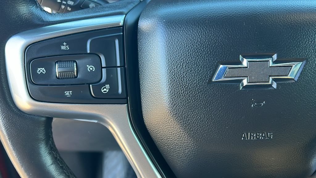 Thumbnail: 2020 Chevrolet Silverado 1500 - 26