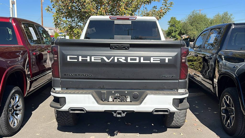 Thumbnail: 2022 Chevrolet Silverado 1500 - 10