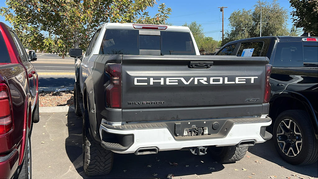 Thumbnail: 2022 Chevrolet Silverado 1500 - 4