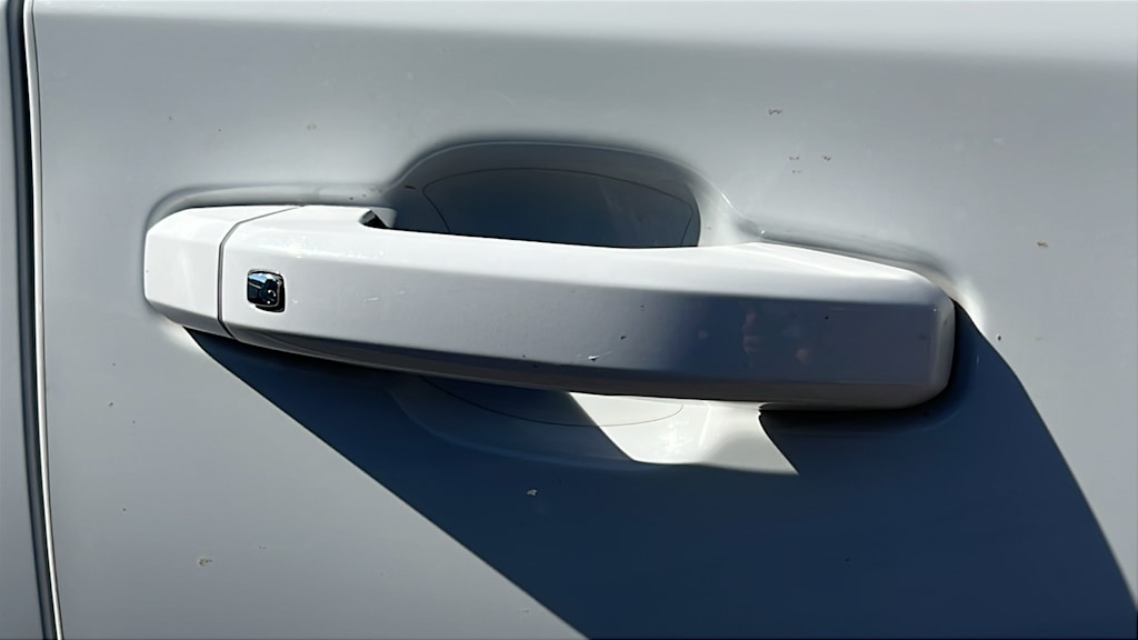 Thumbnail: 2022 Chevrolet Silverado 1500 - 8
