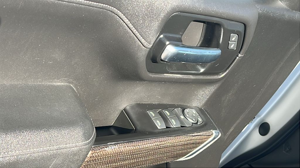 Thumbnail: 2020 Chevrolet Silverado 1500 - 27