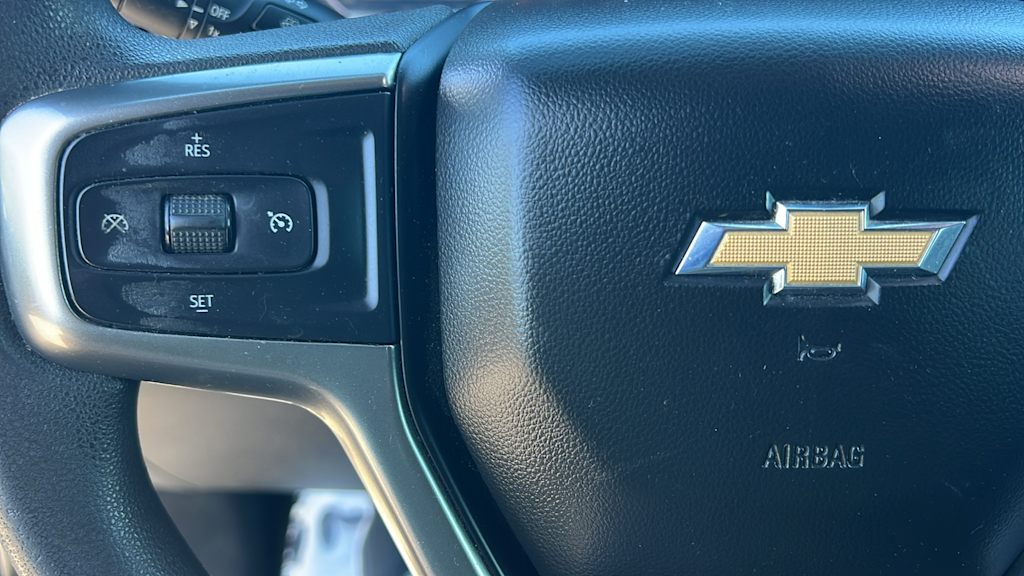 Thumbnail: 2020 Chevrolet Silverado 1500 - 25