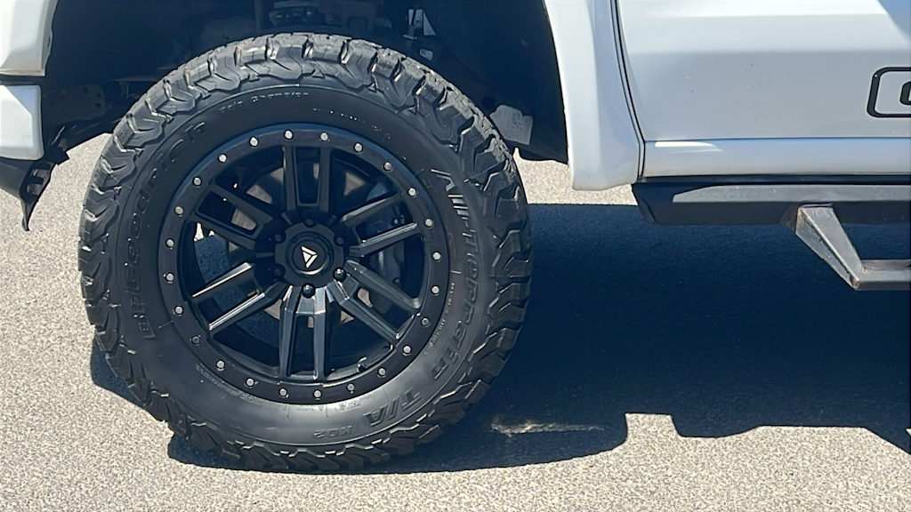 Thumbnail: 2022 Chevrolet Silverado 1500 - 8