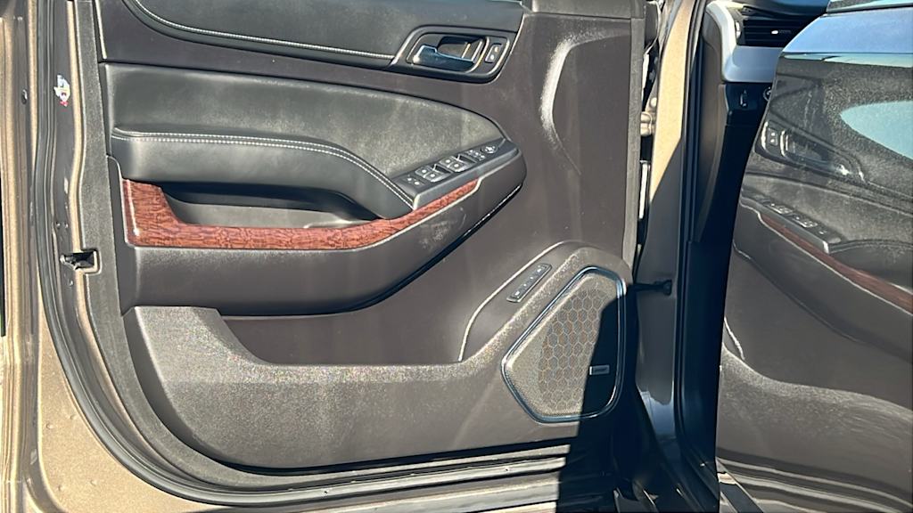 Thumbnail: 2016 GMC Yukon - 26