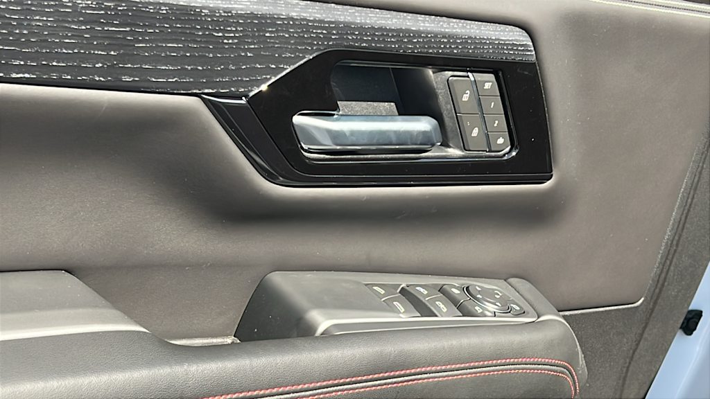 Thumbnail: 2026 GMC Yukon XL - 27