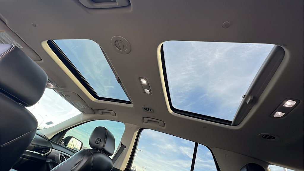 Thumbnail: 2020 Chevrolet Traverse - 31