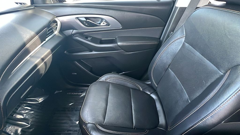 Thumbnail: 2020 Chevrolet Traverse - 11