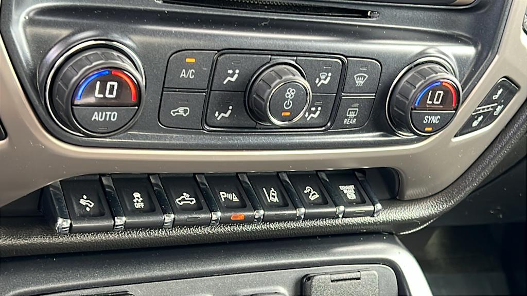 Thumbnail: 2016 GMC Sierra 2500 - 22