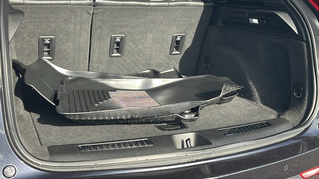 Thumbnail: 2023 Cadillac XT4 - 30