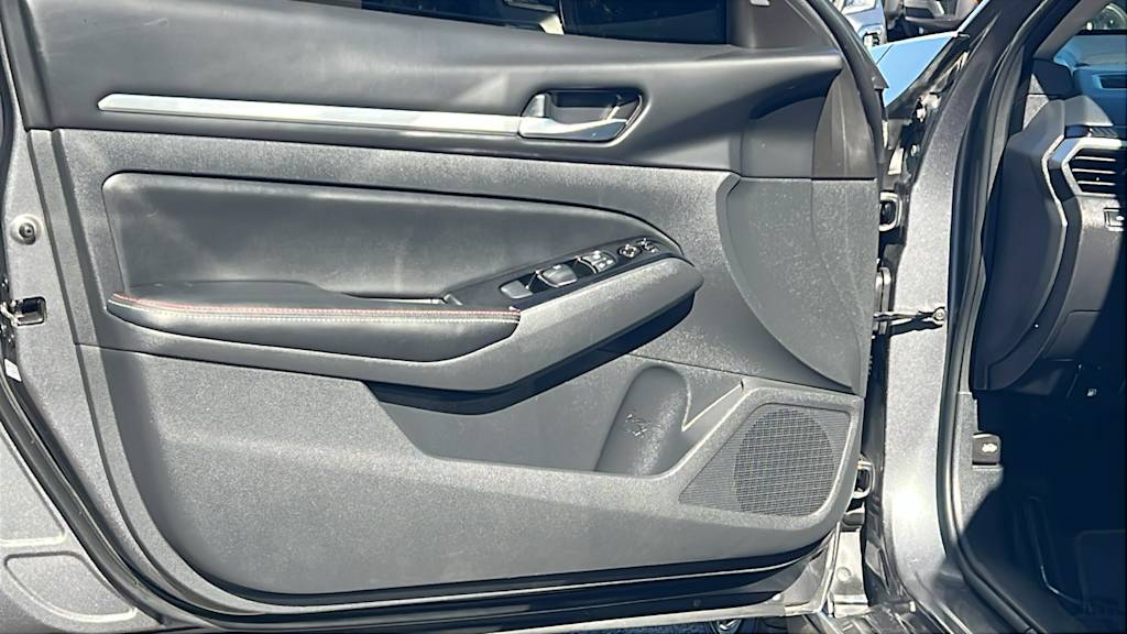 Thumbnail: 2024 Nissan Altima - 29