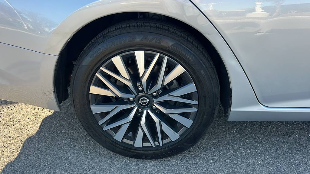 Thumbnail: 2024 Nissan Altima - 6